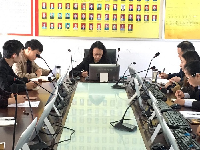 座谈-1.jpg